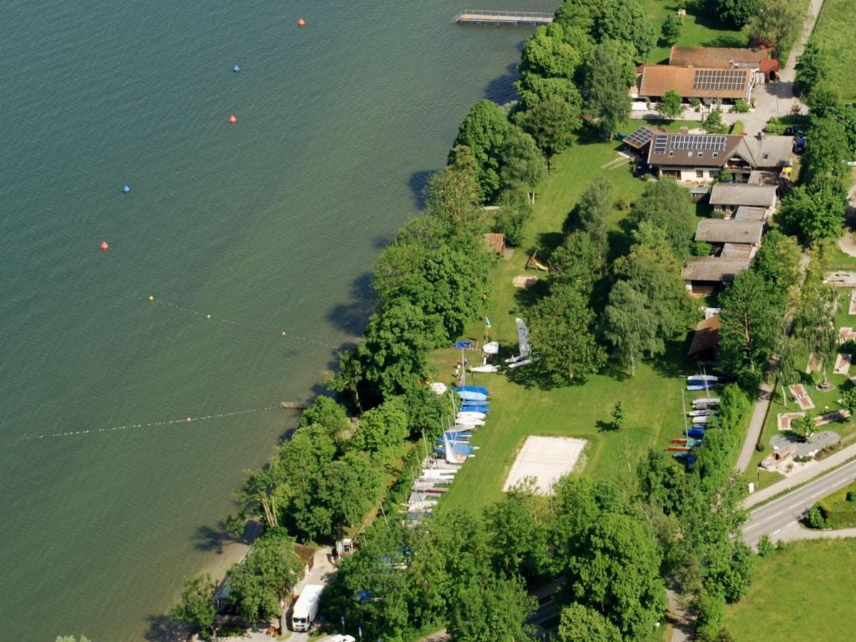 Ferienwohnungen Am Strandbad Chieming Eksteriør billede